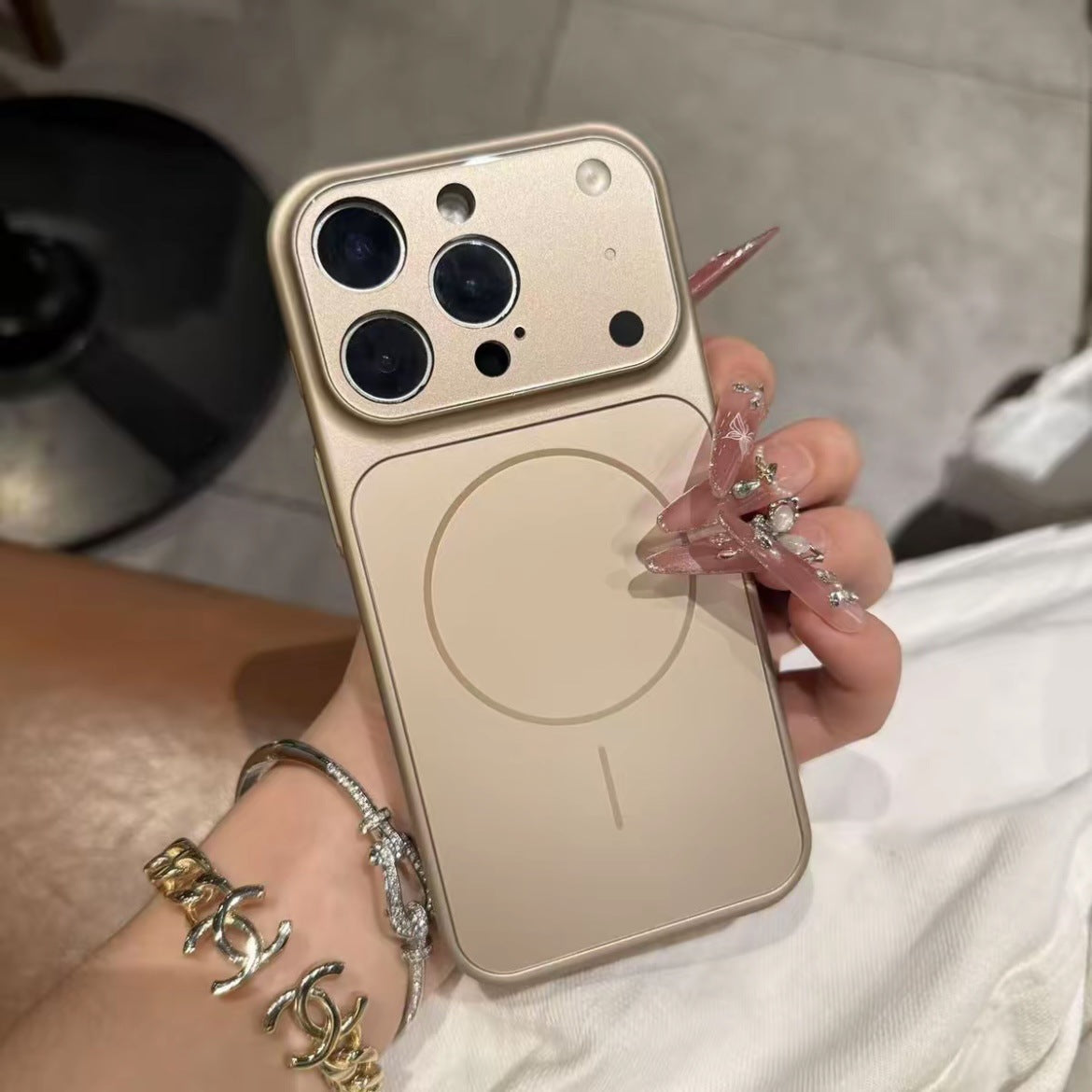 Hot Selling MagSafe Armor Phone Case