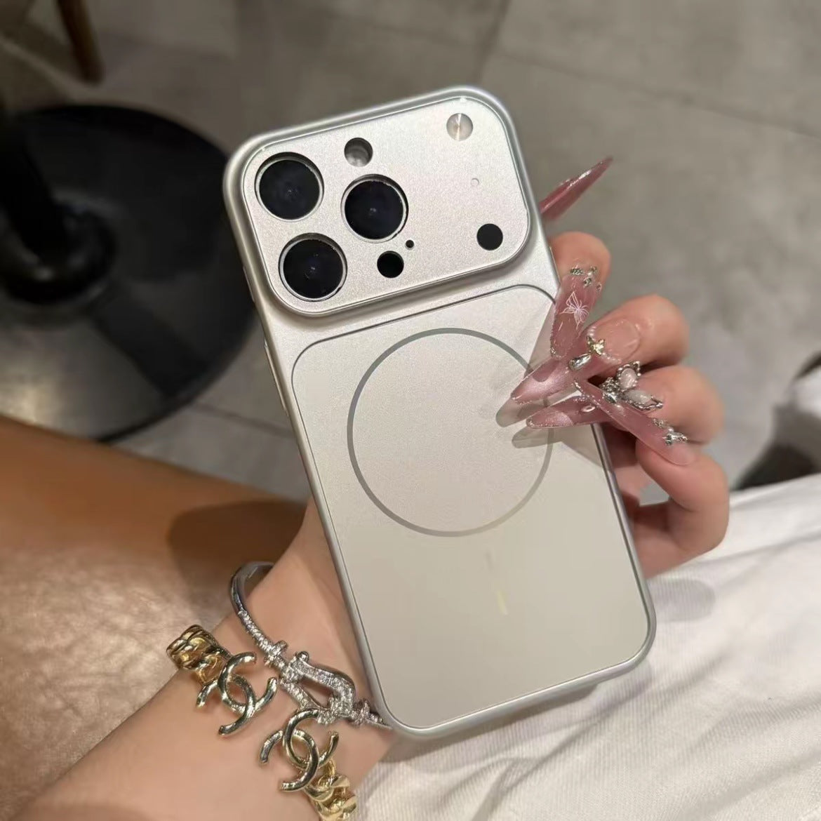 Hot Selling MagSafe Armor Phone Case